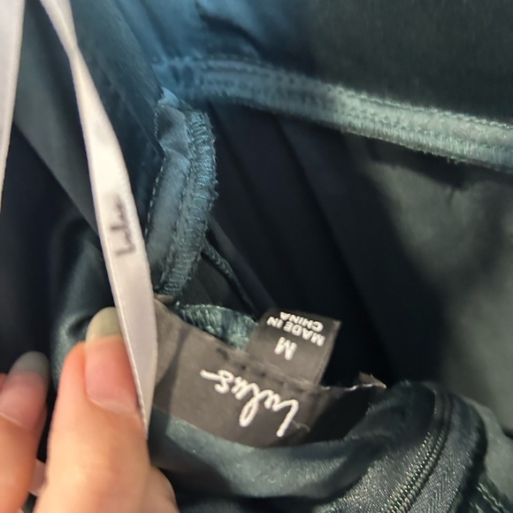 Lulus jade floor length cross back Dress nwt size medium - Picture 7 of 7